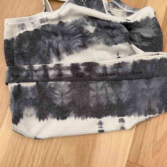Lululemon Women's Tie-Dye Swiftly Tank Top Size 4 - Picture 12 of 13